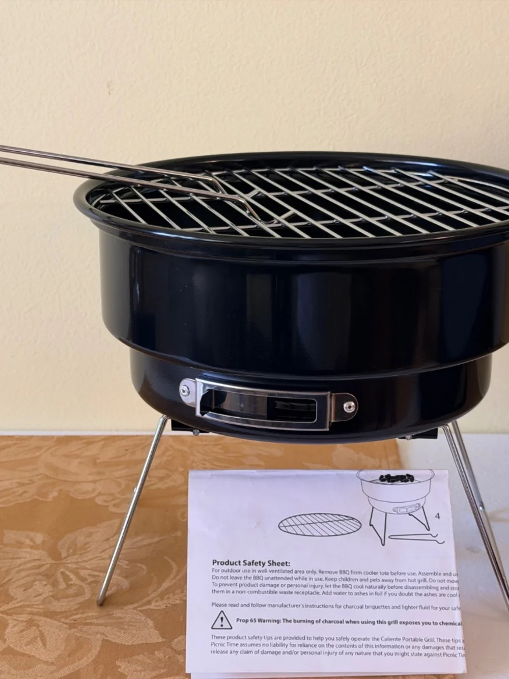 Oniva Portable BBQ Grill/Cooler - Picture 8 of 8